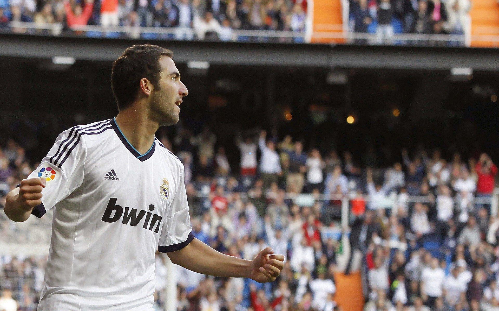 雪上加霜！姆巴佩伤停引发锋线危机 阿隆索的B计划浮出水面