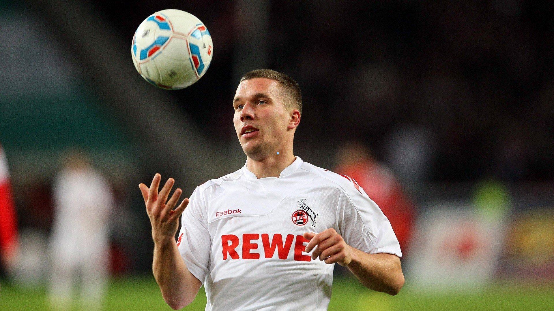 IFAB正式否决温格越位改革提案 世界杯赛场VAR技术有望介入角球判罚